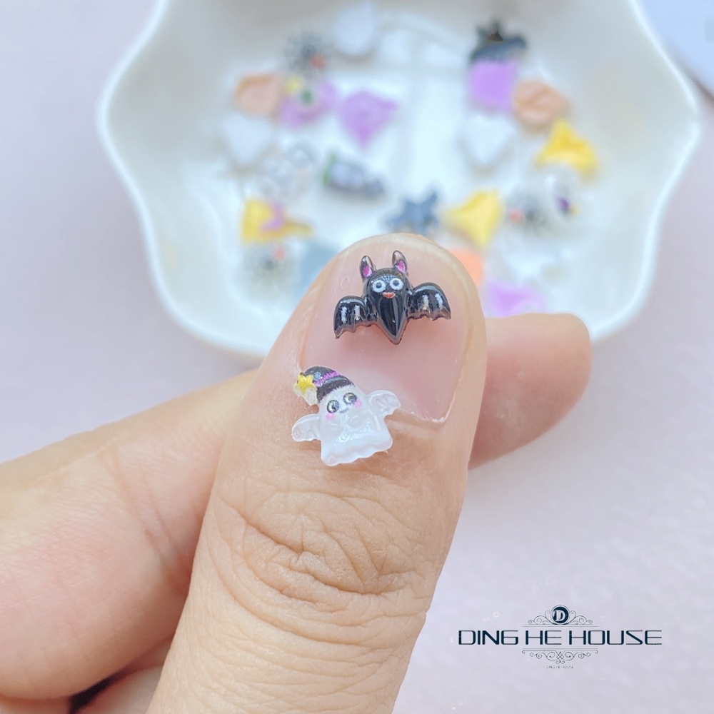 30/50/100 Stück Mini-Halloween – Art Craft Hat Bewertung und Preis